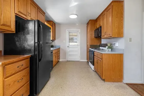 204 Garland Drive Staunton VA 24401
