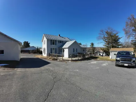 151 Lee Street Broadway VA 22815