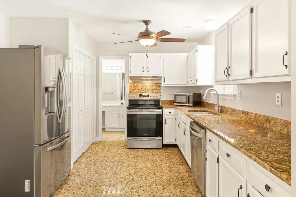 4296 Campbell Road Troy VA 22974