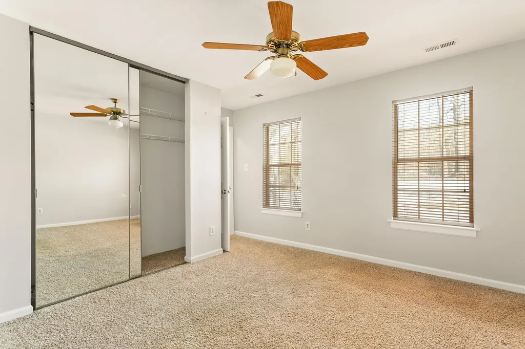 4296 Campbell Road Troy VA 22974