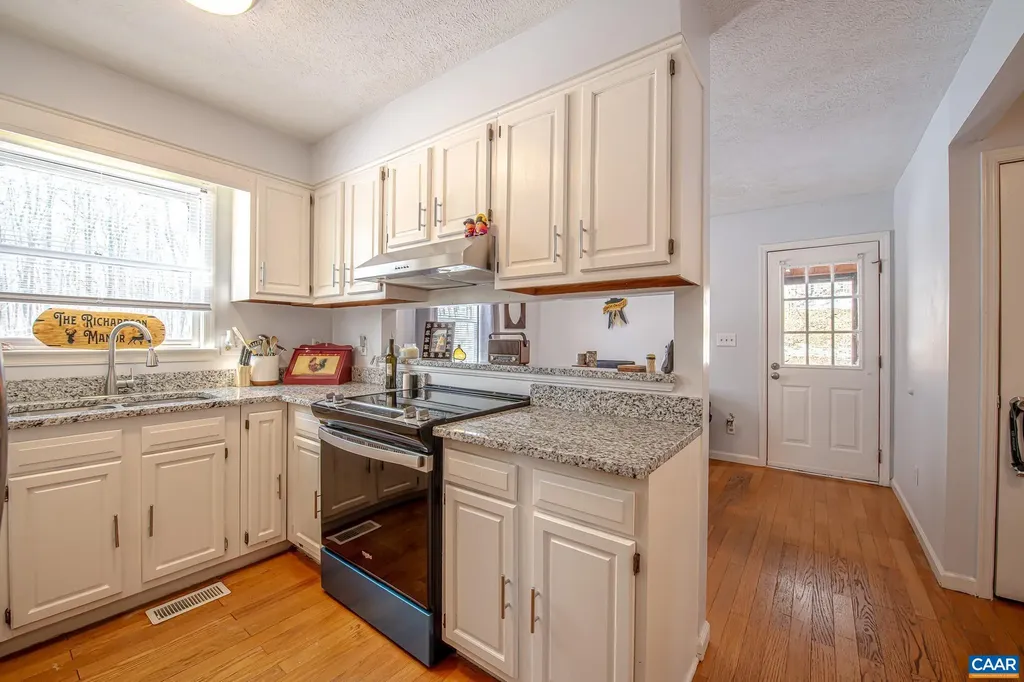 10484 Cedar Hill Road Gordonsville VA 22942