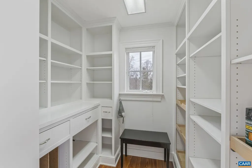 7537 Rockfish Gap Turnpike Greenwood VA 22943