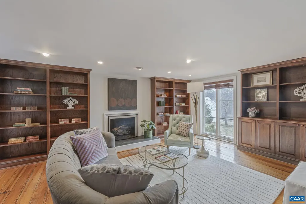 7537 Rockfish Gap Turnpike Greenwood VA 22943