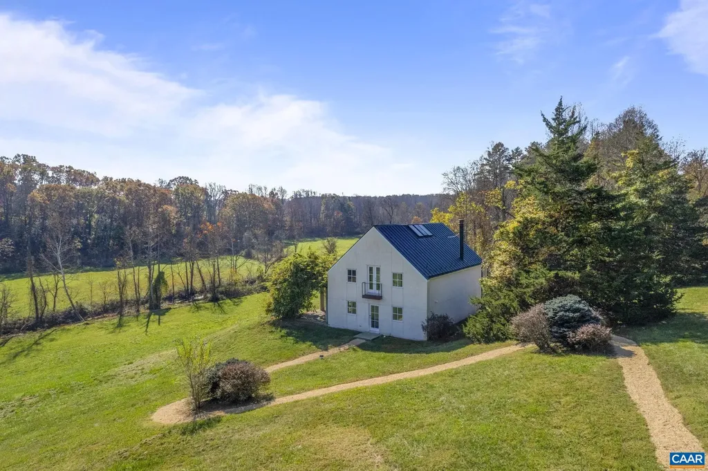 7537 Rockfish Gap Turnpike Greenwood VA 22943