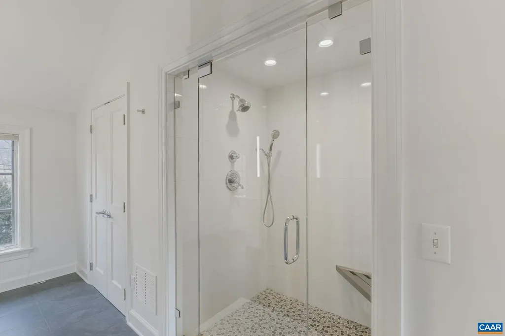 7537 Rockfish Gap Turnpike Greenwood VA 22943