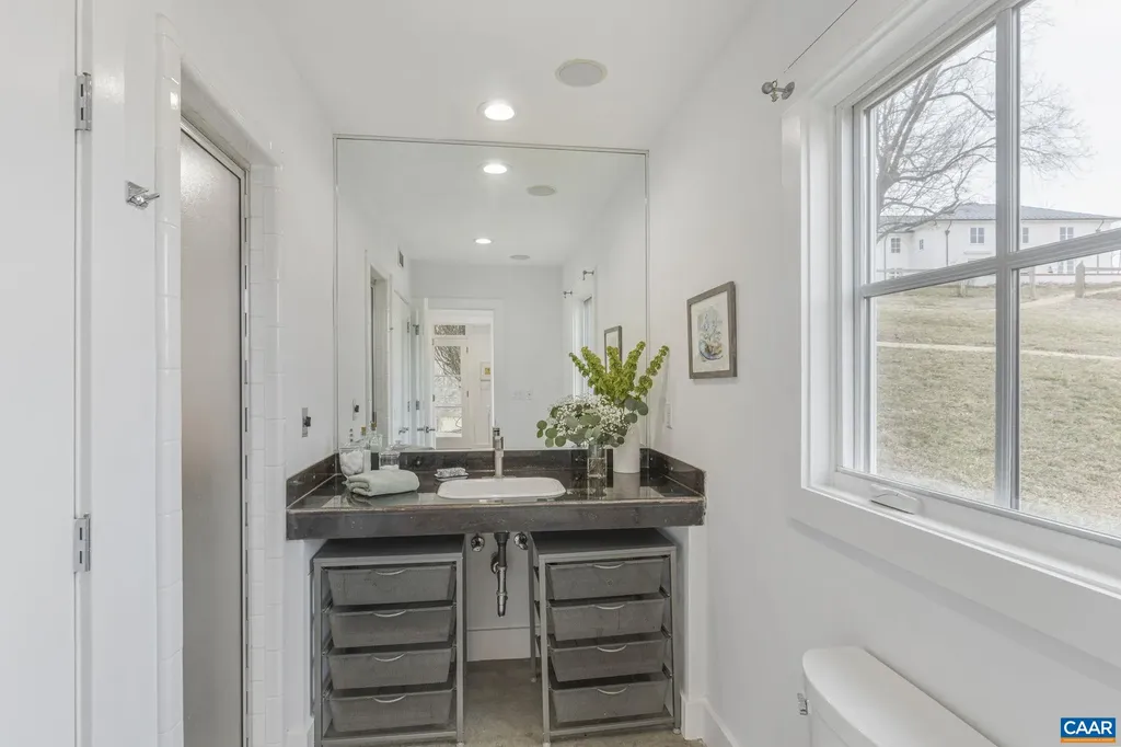 7537 Rockfish Gap Turnpike Greenwood VA 22943