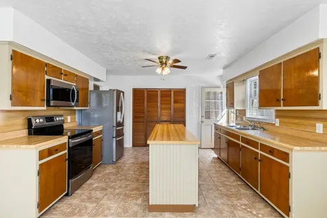 30 Villa Lane Waynesboro VA 22980
