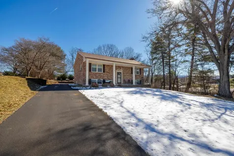 30 Villa Lane Waynesboro VA 22980