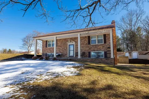 30 Villa Lane Waynesboro VA 22980