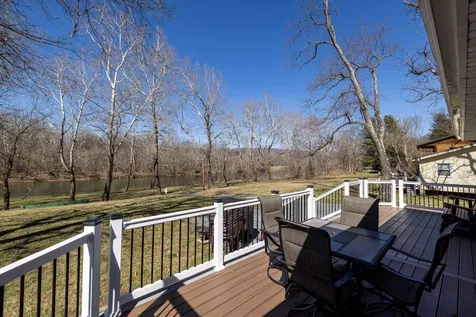 4551 Grove Hill River Road Shenandoah VA 22849
