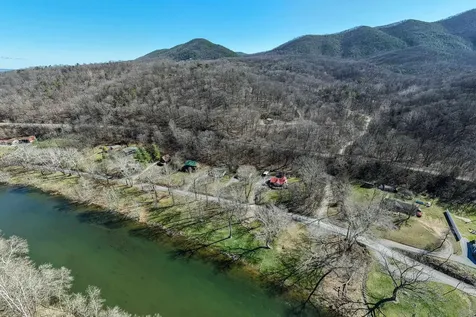 4551 Grove Hill River Road Shenandoah VA 22849