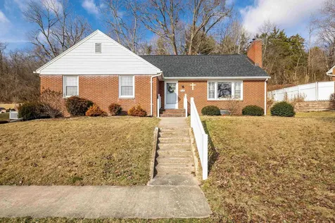 52 Herron Street Mount Sidney VA 24467