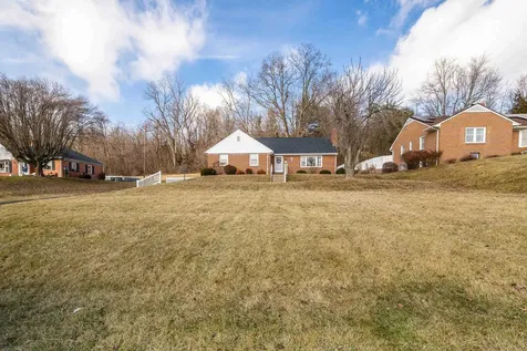 52 Herron Street Mount Sidney VA 24467