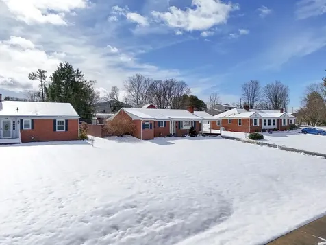 1116 Lyndhurst Road Waynesboro VA 22980