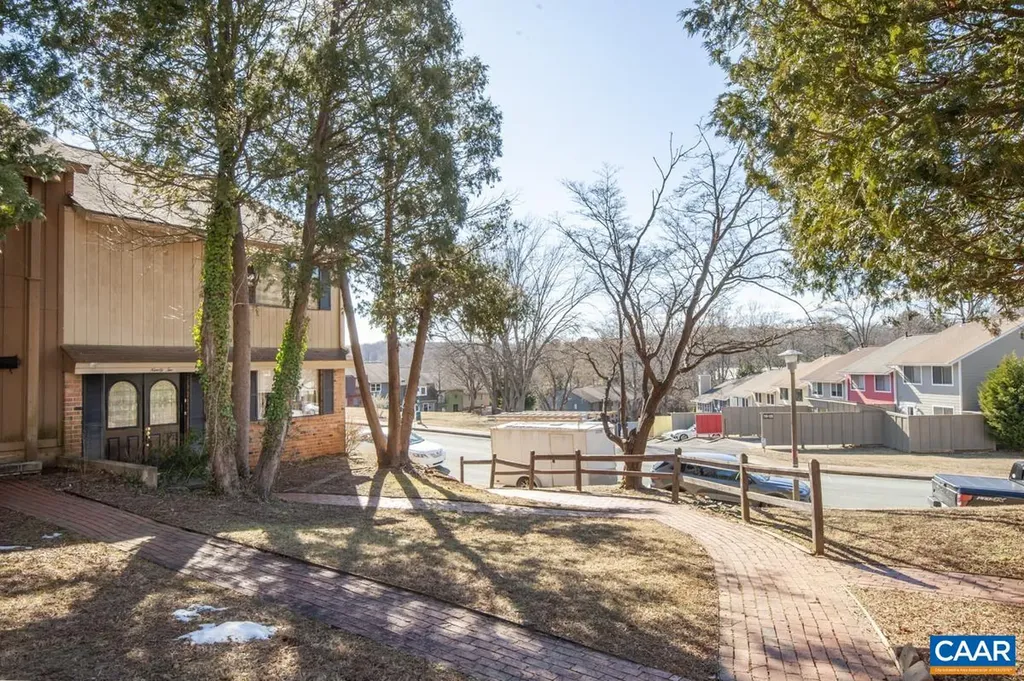 92 Woodlake Drive Charlottesville VA 22901