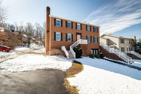 216 Emerald Drive Harrisonburg VA 22801