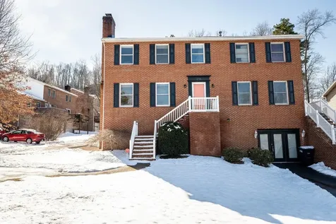 216 Emerald Drive Harrisonburg VA 22801