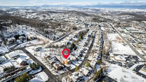 216 Emerald Drive Harrisonburg VA 22801