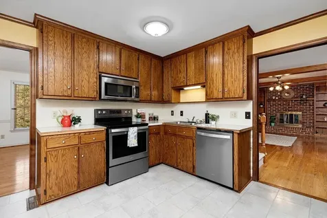 15 Teaberry Place Fishersville VA 22939