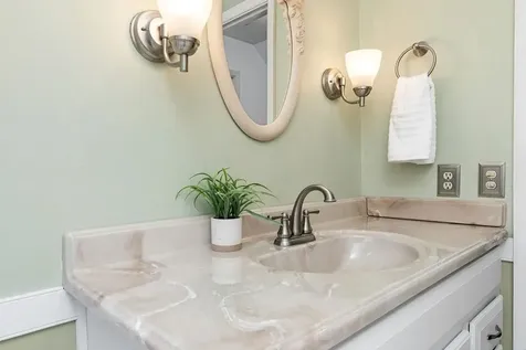 15 Teaberry Place Fishersville VA 22939