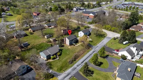 15 Teaberry Place Fishersville VA 22939