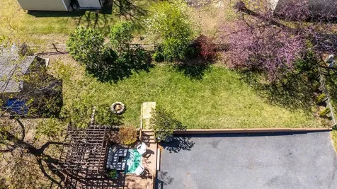 15 Teaberry Place Fishersville VA 22939