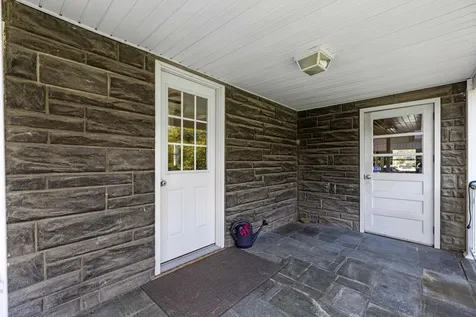 1535 New Hope Road Staunton VA 24401
