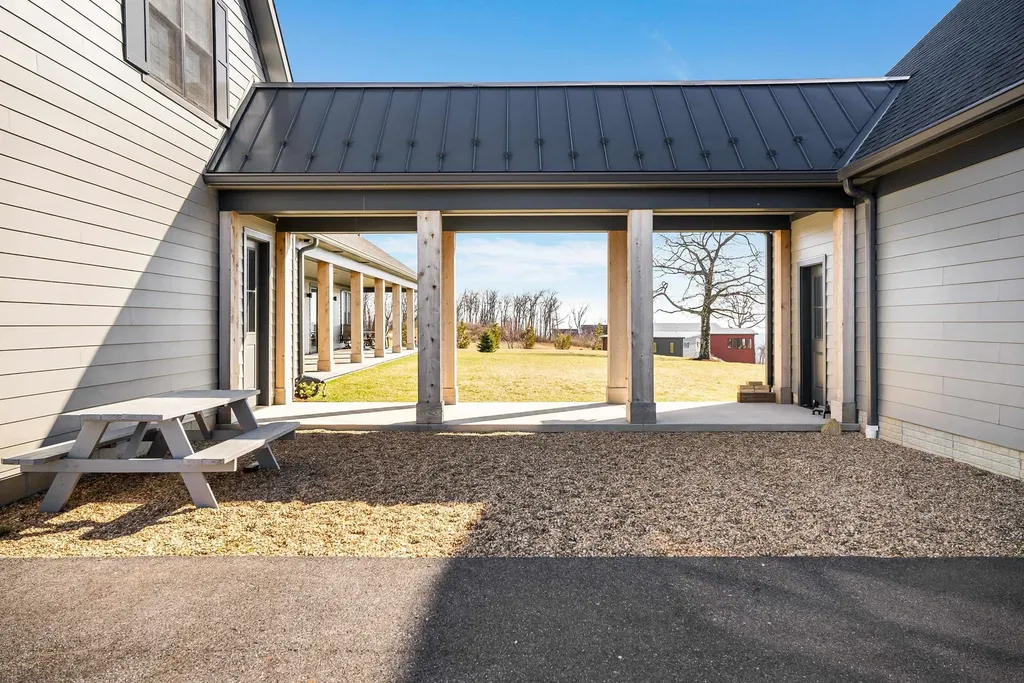 76 Elk Meadow Drive Afton VA 22920