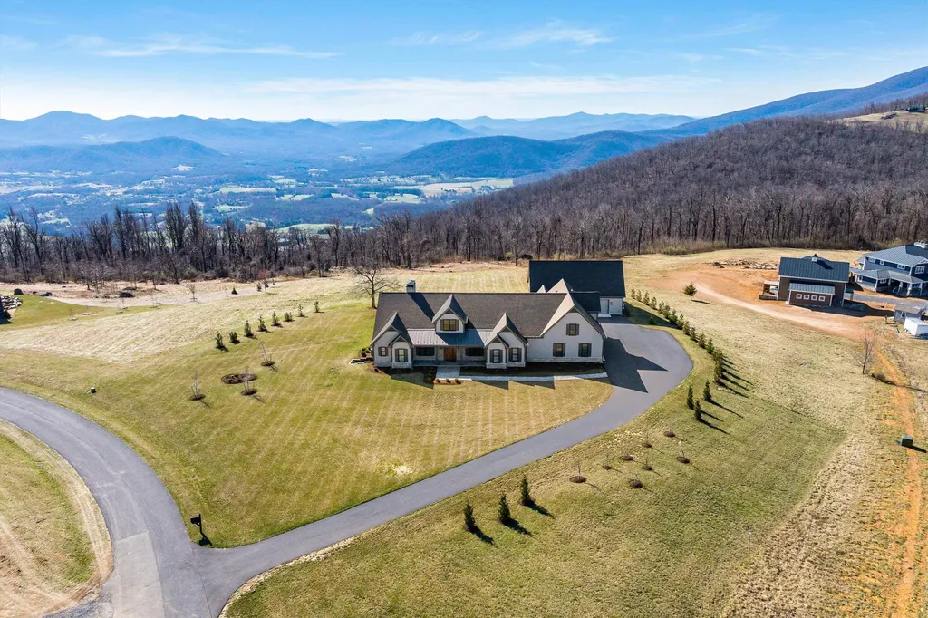 76 Elk Meadow Drive Afton VA 22920