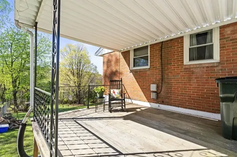 2204 Davis Street Staunton VA 24401