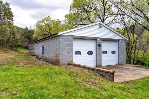 3183 Jollett Road Elkton VA 22827