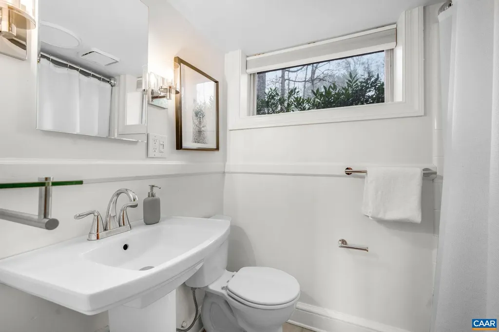 2621 Jefferson Park Circle Charlottesville VA 22903