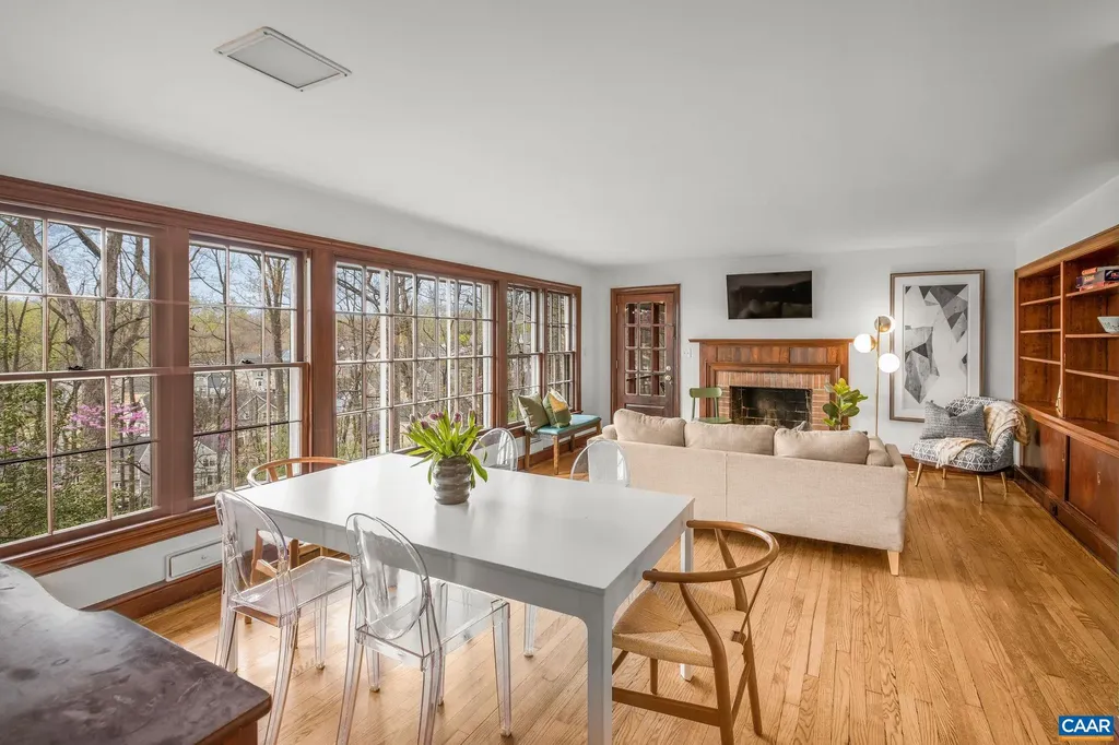 2621 Jefferson Park Circle Charlottesville VA 22903