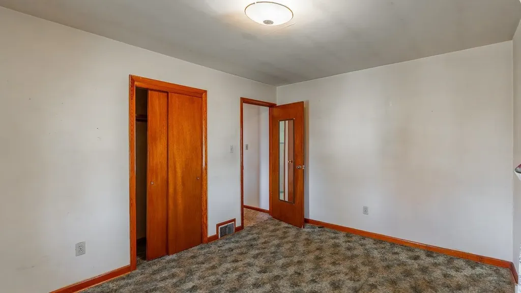 338 Fairfax Avenue Elkton VA 22827