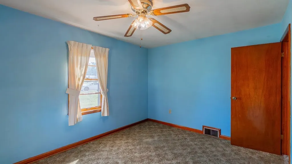 338 Fairfax Avenue Elkton VA 22827