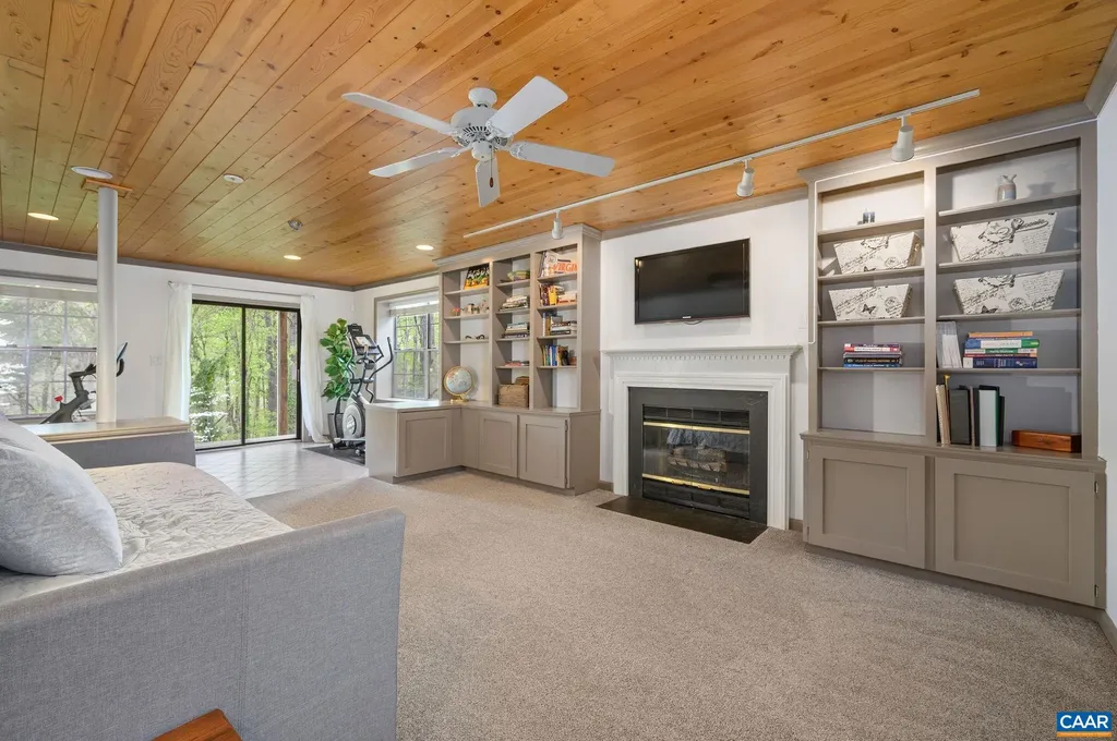 1475 Willow Lake Drive Charlottesville VA 22902