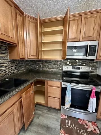 607 18th Street Grottoes VA 24441