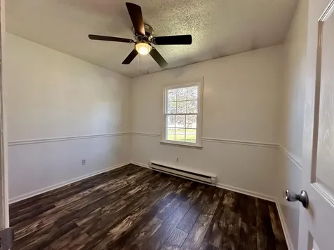 607 18th Street Grottoes VA 24441
