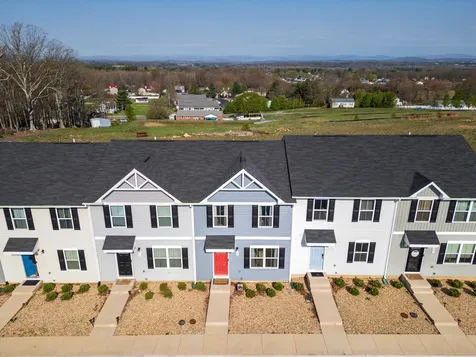 763 Carson Circle Grottoes VA 24441