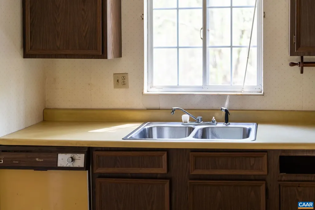 1118 Preddy Creek Road Barboursville VA 22923