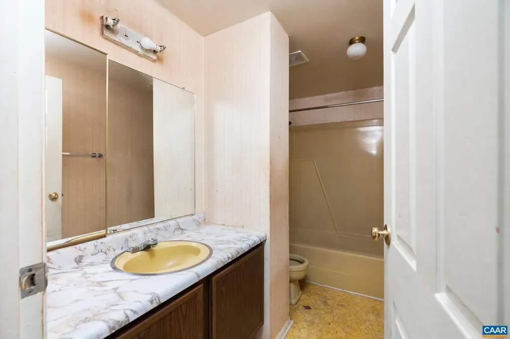 1118 Preddy Creek Road Barboursville VA 22923