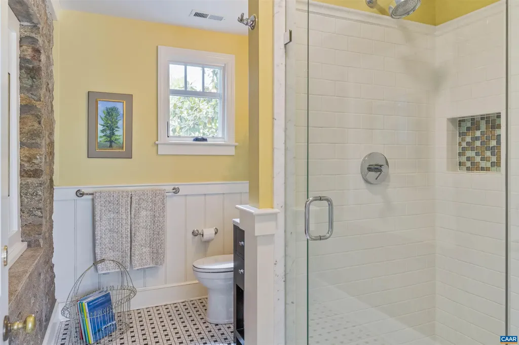 1917 Thomson Road Charlottesville VA 22903