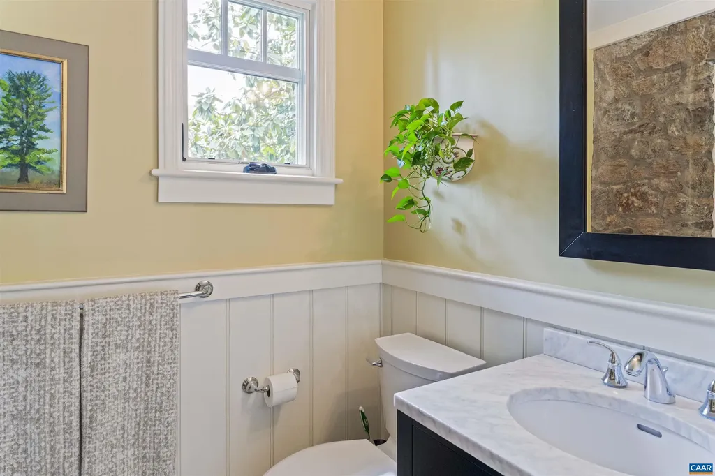 1917 Thomson Road Charlottesville VA 22903