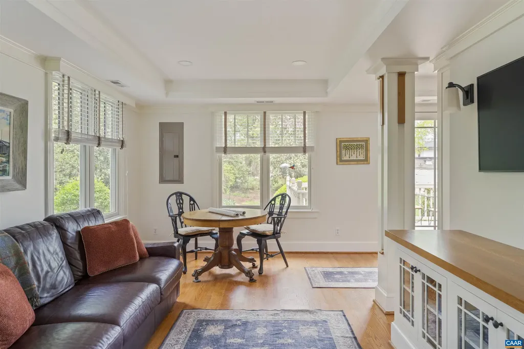 1917 Thomson Road Charlottesville VA 22903