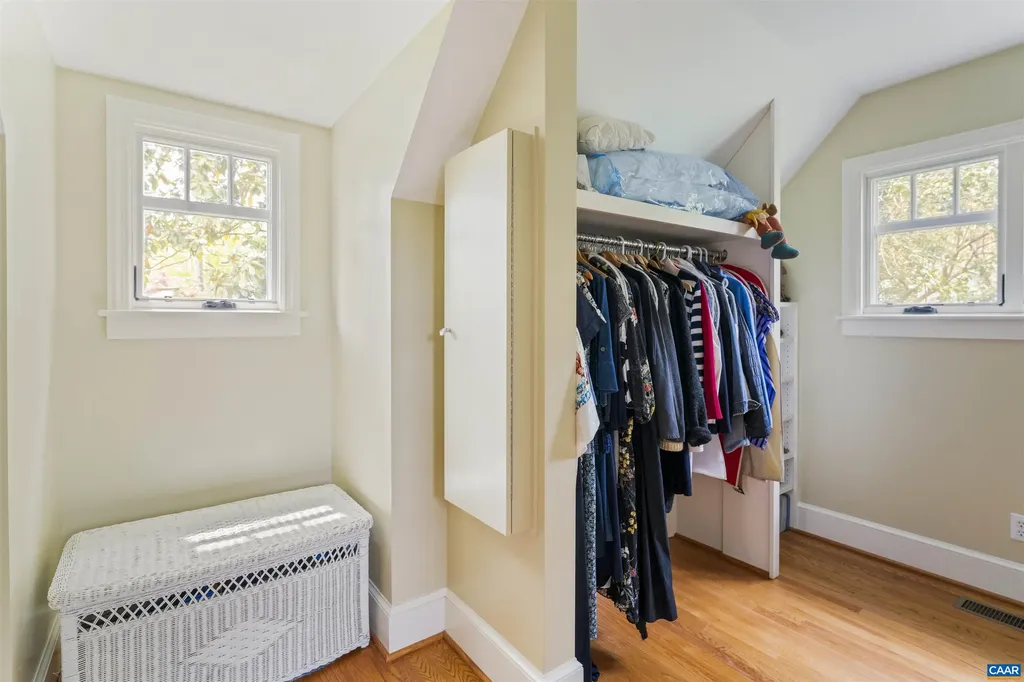 1917 Thomson Road Charlottesville VA 22903