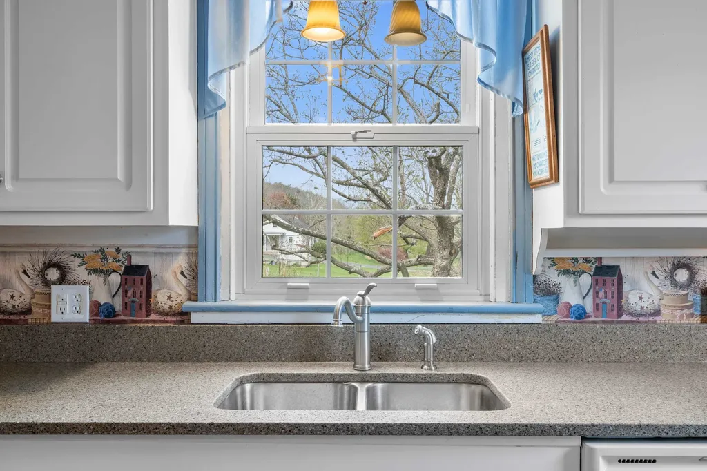 812 Vinegar Hill Road Churchville VA 24421