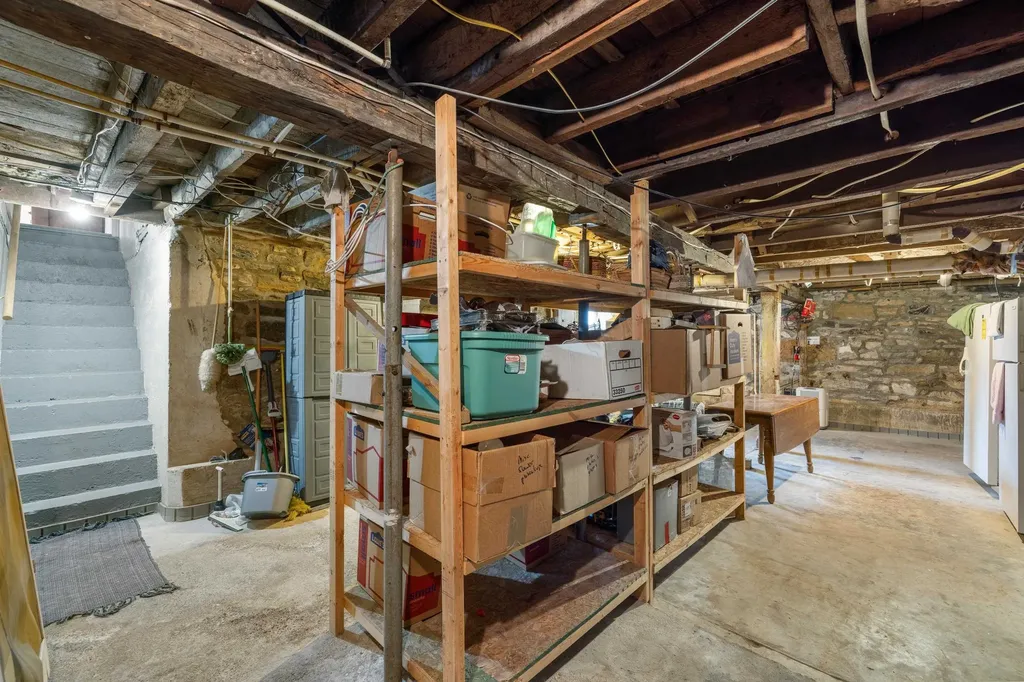 812 Vinegar Hill Road Churchville VA 24421