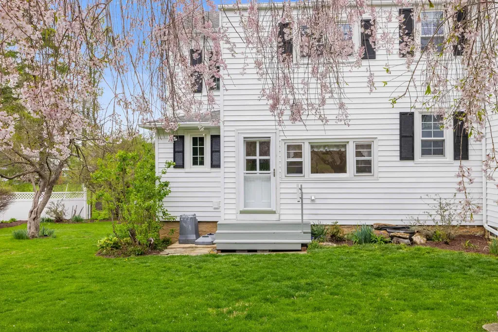 812 Vinegar Hill Road Churchville VA 24421