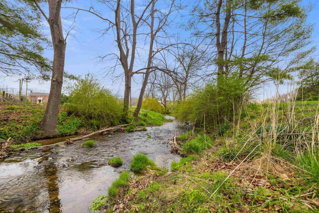 812 Vinegar Hill Road Churchville VA 24421