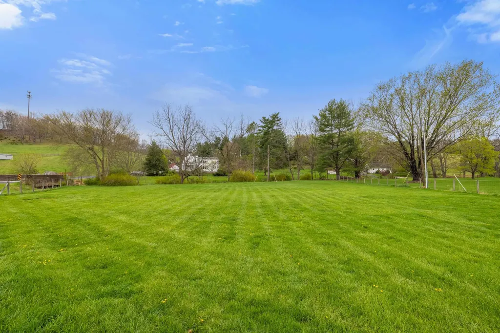 812 Vinegar Hill Road Churchville VA 24421